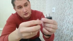 РЕМОНТ ПЫЛЕСОСА. ЗАМЕНА ВИЛКИ НА ПРОВОДЕ.