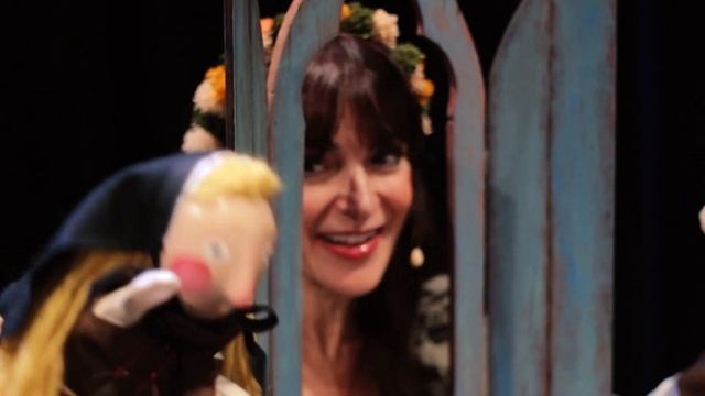 Saltarello. La Pequeña Juglaresa. Emilio Villalba & Sara Marina смотреть онлайн