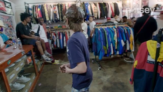 Matt Ox Is the 12-Year-Old Fidget-Spinning Rapper About to Blow Up: Noisey Raps смотреть онлайн