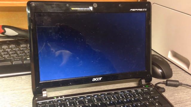 Acer Aspire One ZG8 Win 8.1 SSD booting смотреть онлайн