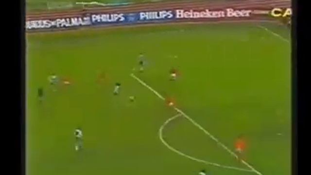 Mario Kempes (Argentina) - 25/06/1978 - Argentina 3x1 Holanda - 1 gol смотреть онлайн
