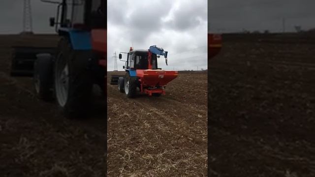 Разбрасыватель удобрений и погрузчик Биг бэг GMS (Турция) смотреть онлайн