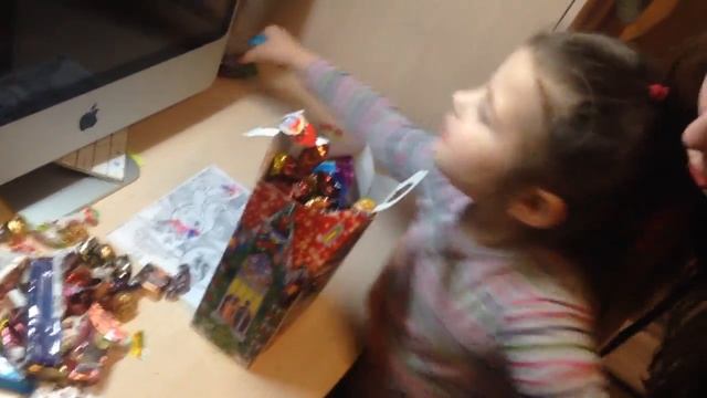 много конфет смотреть онлайн