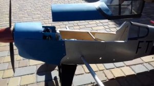 Обзор авиамодели. (с двигателем от триммера )