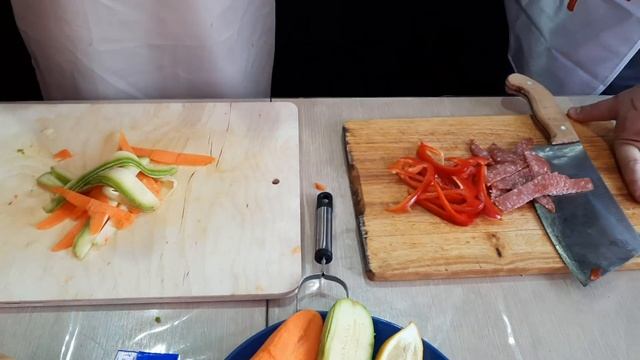 Жареный морской окунь. Вкуснейший и простой рецепт. смотреть онлайн
