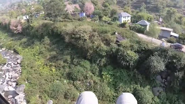 Бир - крушение на параплане смотреть онлайн