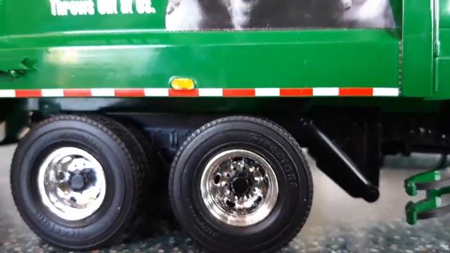 Обзор на мой боковой мусоровоз смотреть онлайн