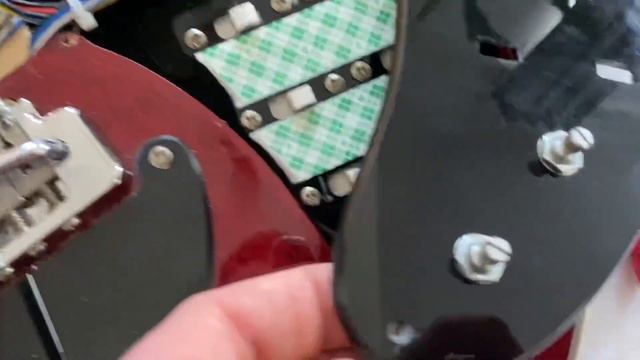 RS Conversion Upgrade Kit For Brian May BMG Guitar Review & Installation Guide смотреть онлайн
