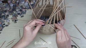 Пасхальная корзинка в форме ЯЙЦА своими руками / Плетение из бумажных трубочек