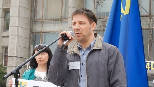 И горь Хрущёв чтобы сделать Комсомольск цветущим, нужно убрать мэра смотреть онлайн