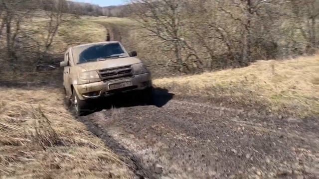 УАЗ Патриот смотреть онлайн