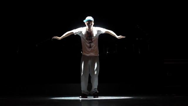 TANIEC CZŁOWIEKA WODY. смотреть онлайн