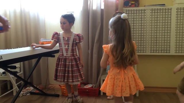 Мамонтенок (открытый урок музыки 2016) смотреть онлайн