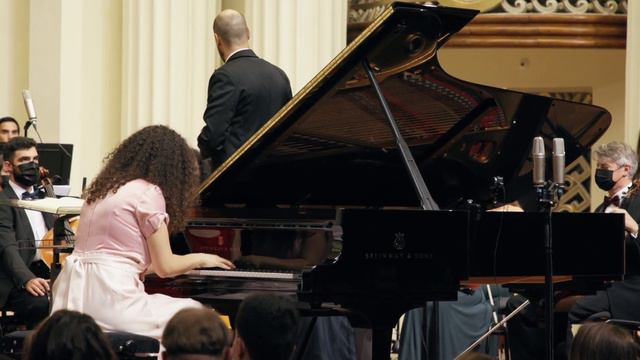 Ludwig van Beethoven - Piano concerto in D Major op. 61a смотреть онлайн