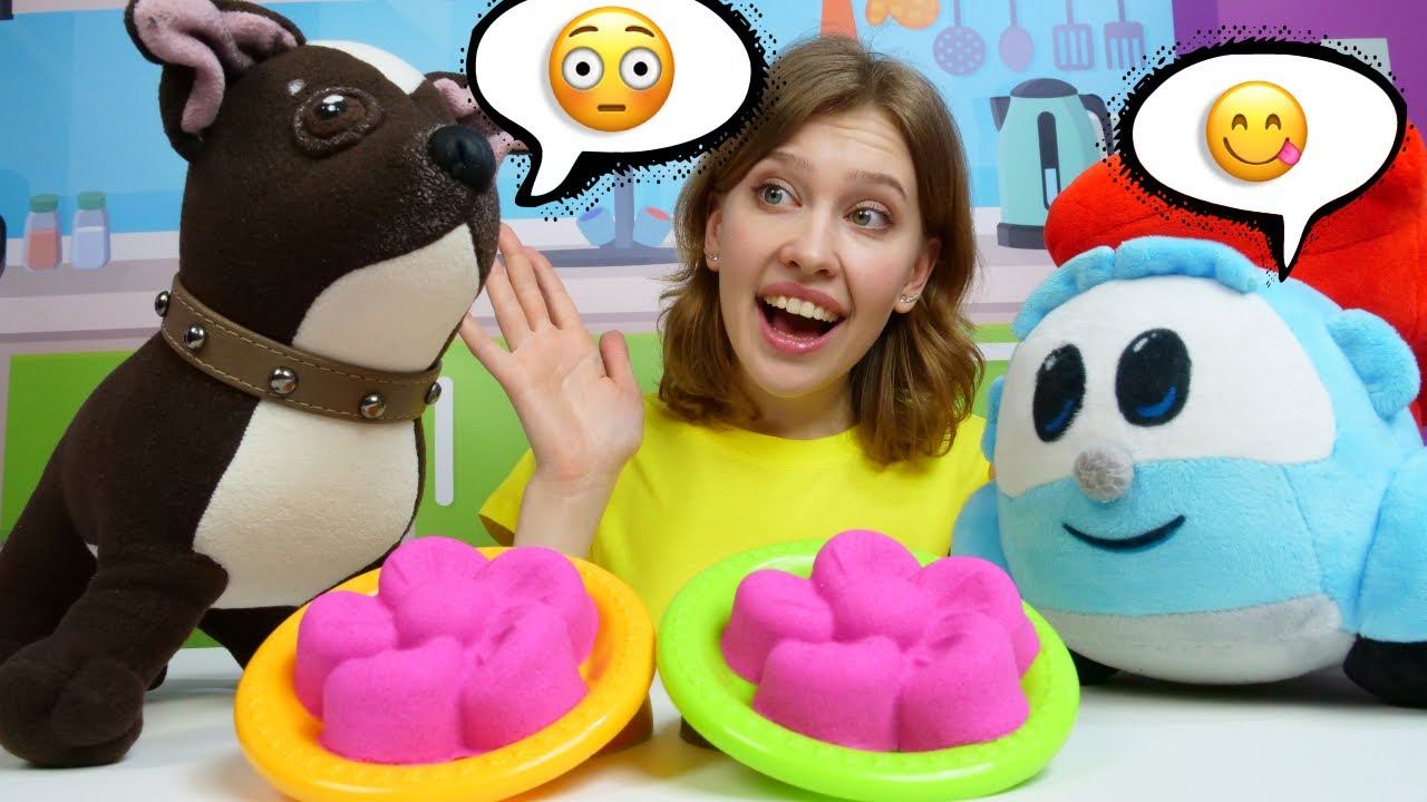 Съедобное несъедобное - игры для детей Как мама. Грузовичок Лева в видео про кинетический песок смотреть онлайн