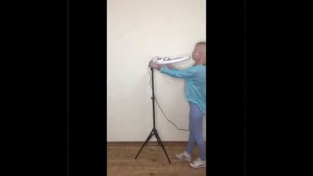 Как собрать кольцевую лампу визажиста. Инструкция смотреть онлайн