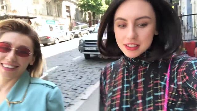 ?КАК ПОПАСТЬ на неделю моды? Закулисье MBFW Tbilisi и встреча с ПРЕЗИДЕНТОМ смотреть онлайн