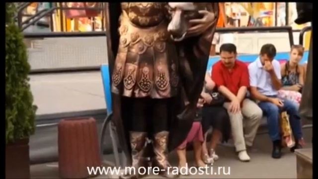 Живые статуи на мероприятие смотреть онлайн