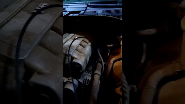 Замена масла Amtecol в VW Touareg с помощью вакуумного насоса смотреть онлайн