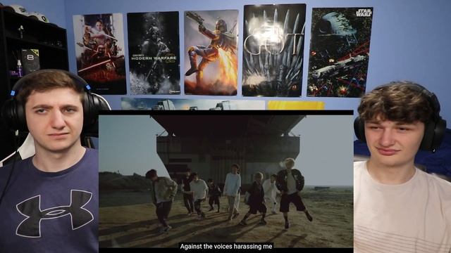 Stray Kids - 'Voices' Performance Video REACTION!! смотреть онлайн