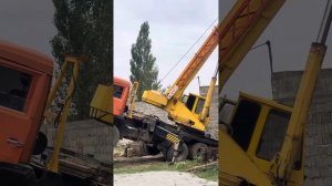Падение автокрана