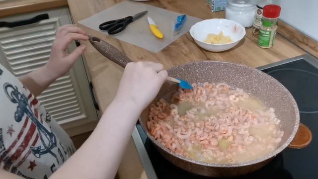 Паста с креветками в сливочном соусе//#паста #ДомаВкусно #макароны #креветка // смотреть онлайн