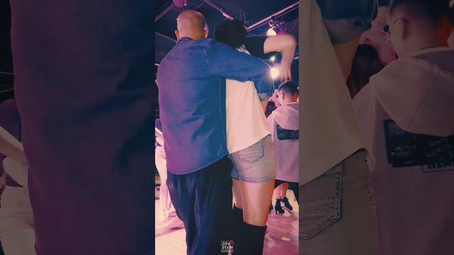 바차타 센슈얼 Bachata Sensual - Rosa & Bachatero @latinbar, Gangnam, Seoul, South Korea смотреть онлайн