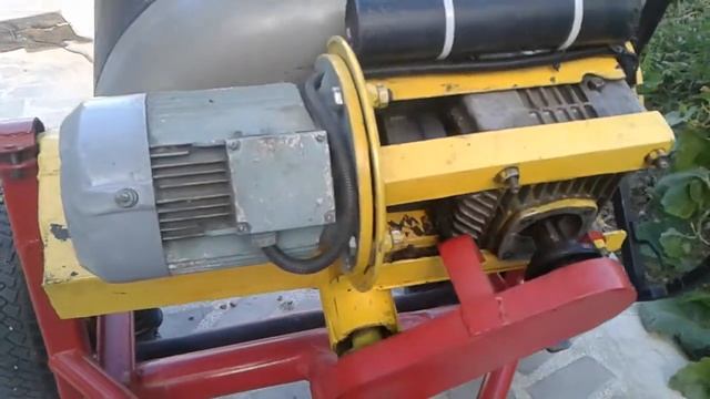 Бетономешалка Смеситель Миксер смотреть онлайн