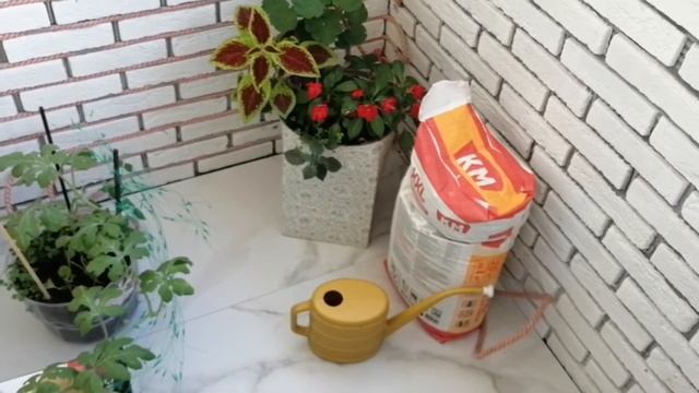 Рассказ об отделке балкона (лоджии). Утепление пола без обрешетки. Материалы.