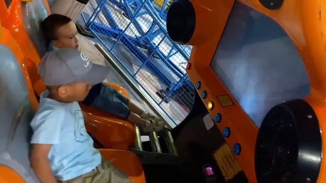 2022 06 14 АҚТӨБЕ, ТРЦ Keruen City, Happylon смотреть онлайн