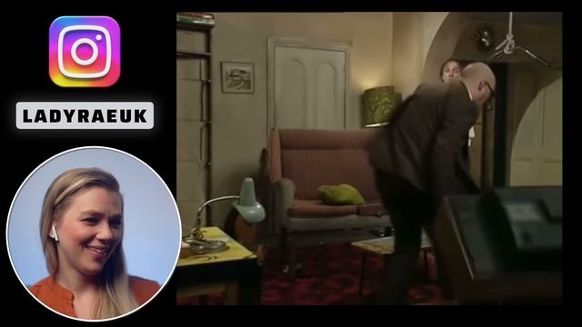 AMERICAN REACTS TO BOTTOM | AMANDA RAE смотреть онлайн