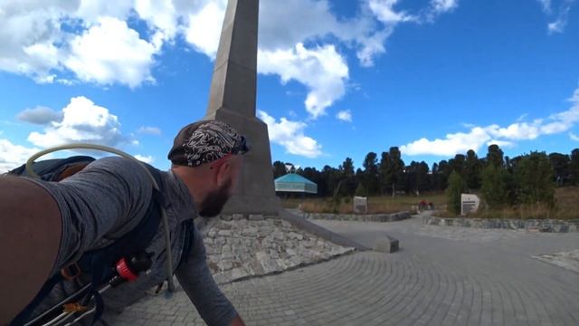 (9 выпуск) Велопутешествие на Алтай. Прохождение перевала на гружёном шоссейнике. смотреть онлайн