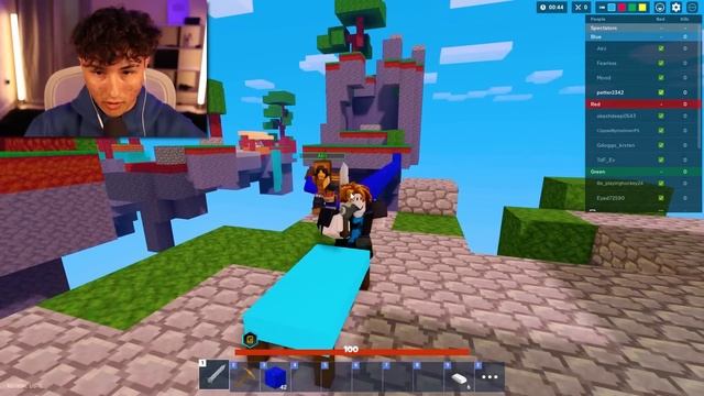I TROLLED With a VOICE CHANGER In Roblox BedWars! смотреть онлайн