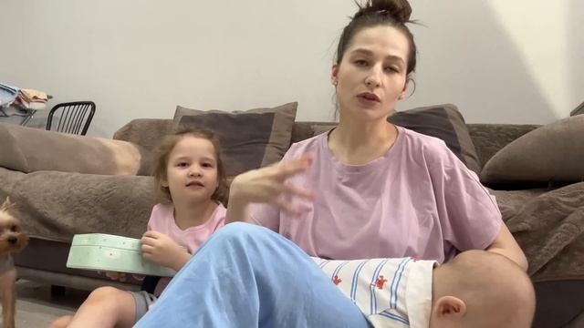 Лиза болтушка ? Стул для кормления | Идеальные подгузы | vlog смотреть онлайн