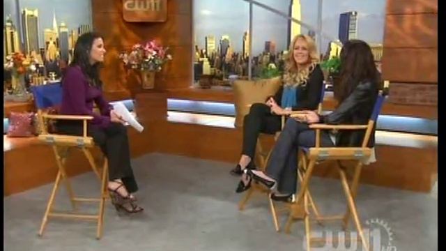 CW11 News - Ali and Dina Lohan (5-28-08) смотреть онлайн