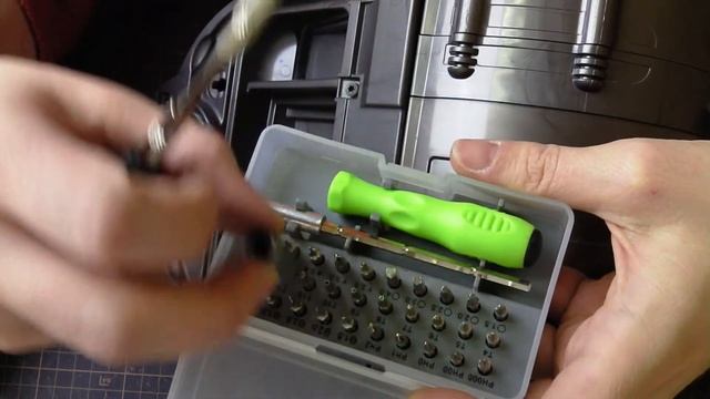 Dyson DC22 Repair Ep. 1