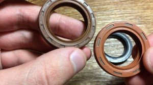 Обзор и сравнение сальников БРТ 2108-1005034Р и 21100100504000 (Renault 624600)