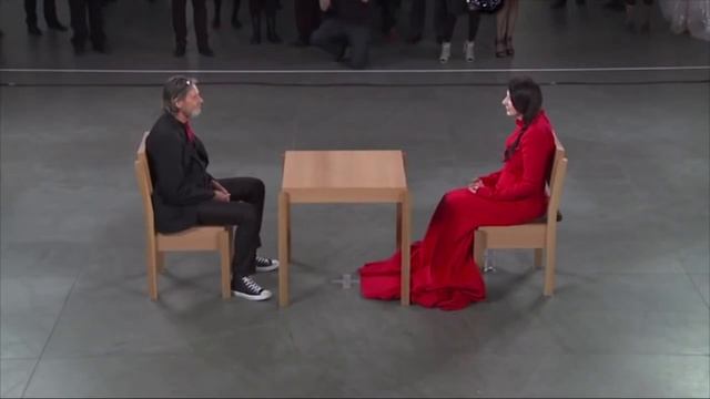 Марина Абрамович и Уве Лайсипен. Встреча влюблённых после долгой разлуки смотреть онлайн