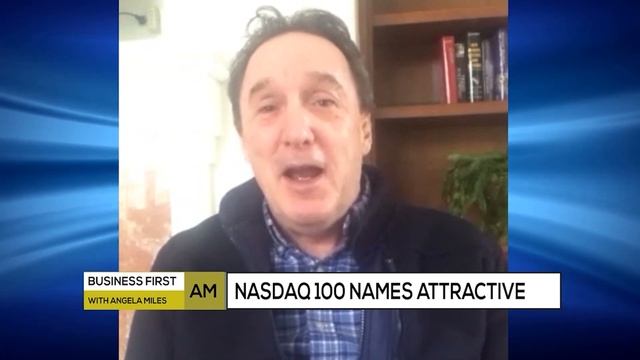 AN ORACLE APPEARS смотреть онлайн