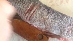 Как приготовить костлявую речную рыбу, как будто она без костей.