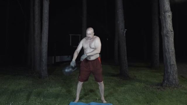Тренировка всего тела за две минуты с гирей. смотреть онлайн