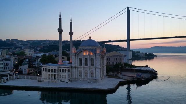 Ortaköy Mosque. Мечеть Ортакей.
