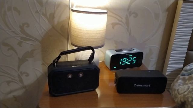 Tronsmart T2 Plus vs Doss Traveler смотреть онлайн