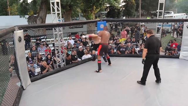 vfs 4: Marqus Blevins vs Ozan Cay смотреть онлайн