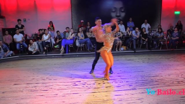 Karen y Ricardo, estreno mundial смотреть онлайн