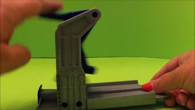 Hot Wheels Monster Jam Trucks Brick Wall Breakdown Set Unboxing and Playtime смотреть онлайн