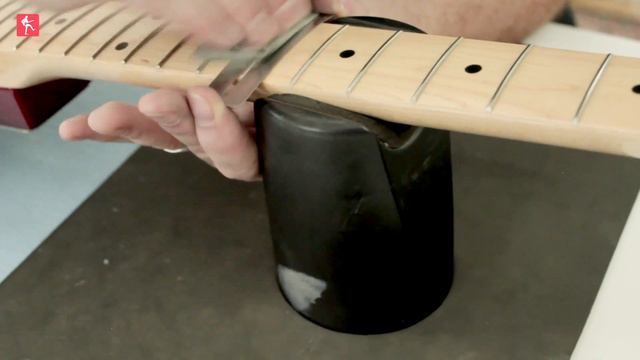 How To Fret Polish Maple Necks - Guitar Maintenance Lesson смотреть онлайн