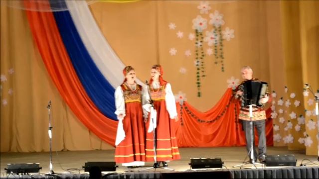 "За окошком света мало" 2014 год. смотреть онлайн