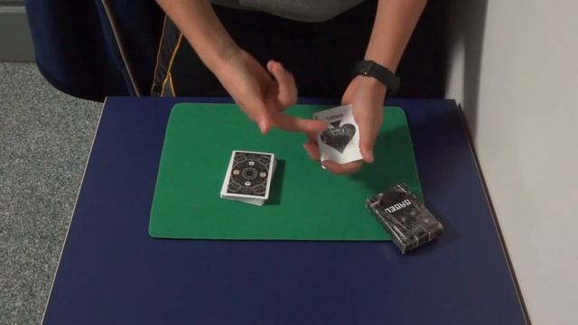 Ace Time Card Trick Performance смотреть онлайн