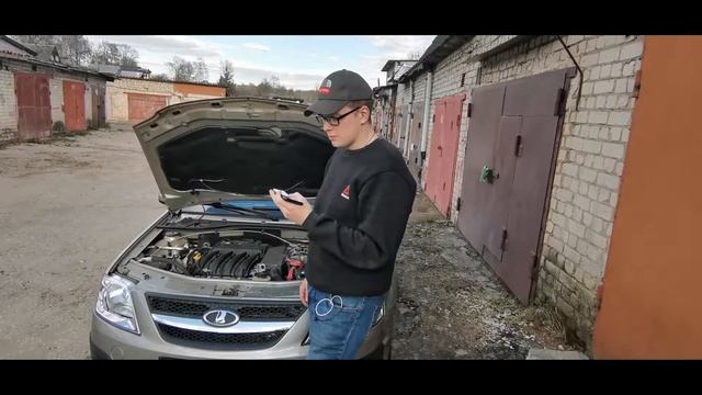 Краткий обзор Lada Largus на АНГЛИЙСКОМ языке!!! (очень плохом Английском) смотреть онлайн